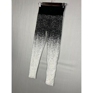 Athleta Womens XS Black Flurry Base Layer High-Rise Ombre Ribbed Printed